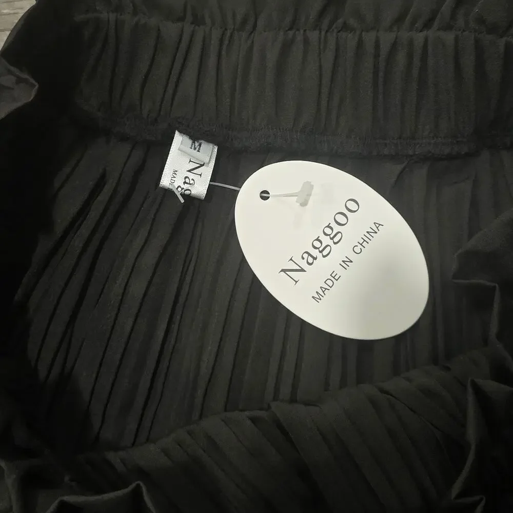 Naggoo Black Maxi Pleated Elastic Waist Skirt